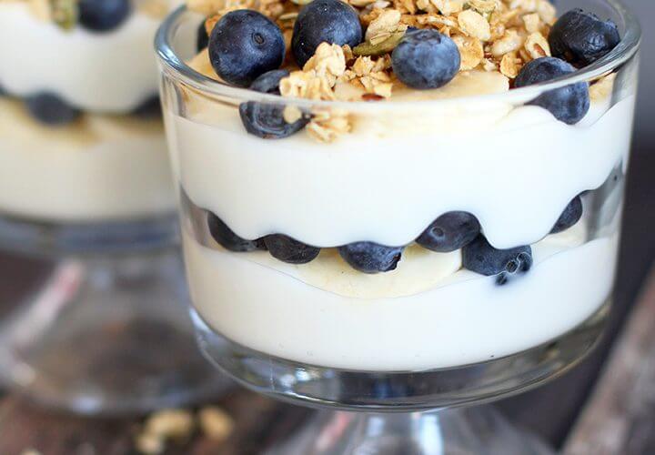 Blueberry Banana Breakfast Parfaits