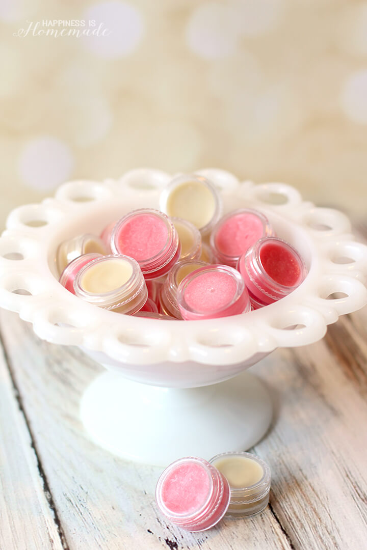 How to Make Your Own Lip Balm Gloss in 10 Minutes