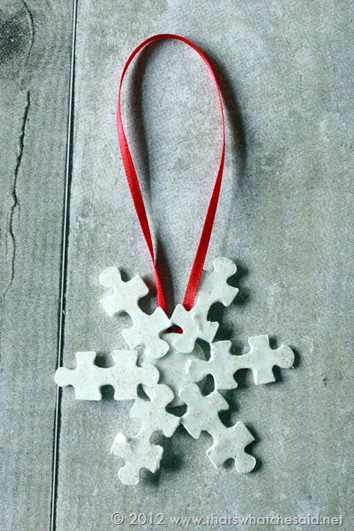 https://www.happinessishomemade.net/wp-content/uploads/2016/09/Puzzle-Piece-Snowflake-Ornament-2.jpg