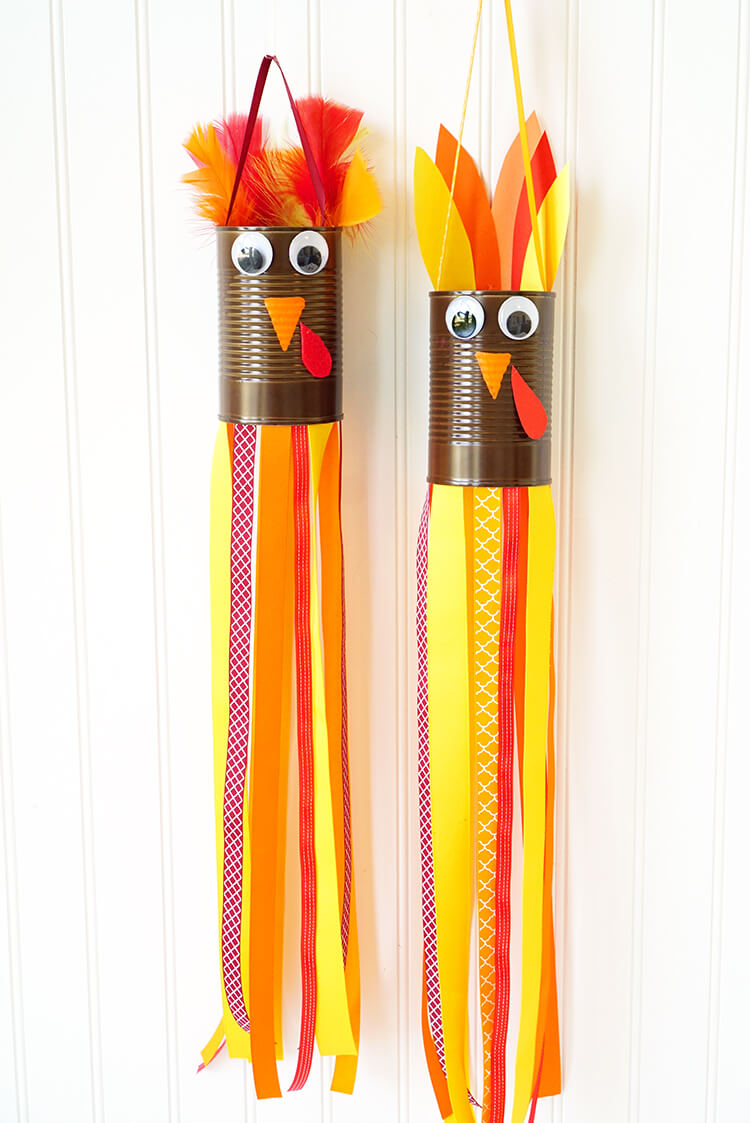 Easy Thanksgiving Crafts For Toddlers {and tips for parents too