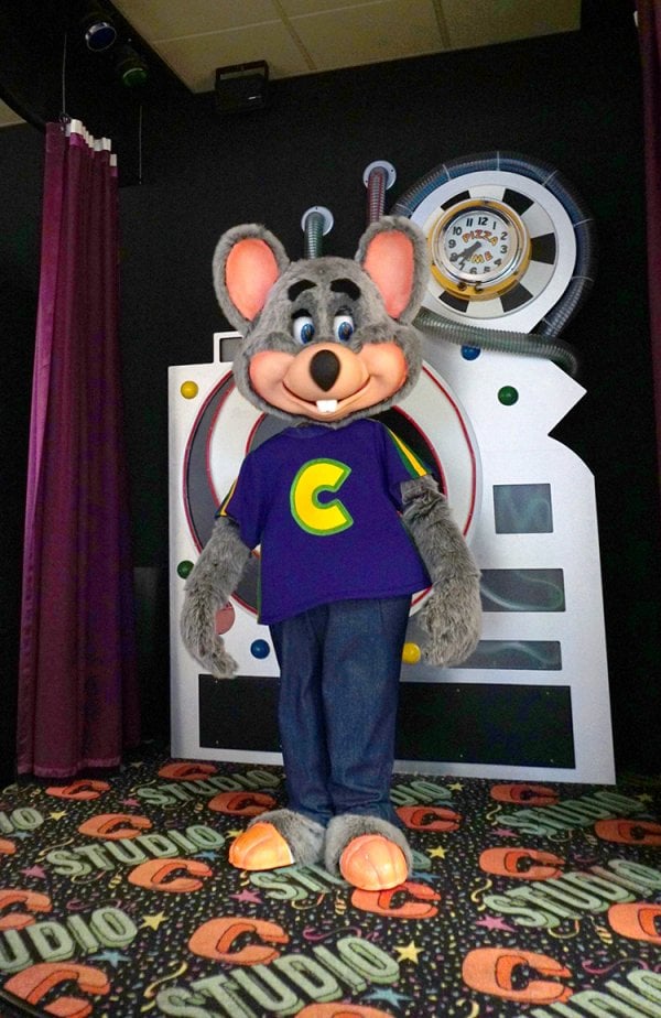 40 Years of Fun with Chuck E. Cheese's! - Happiness is Homemade