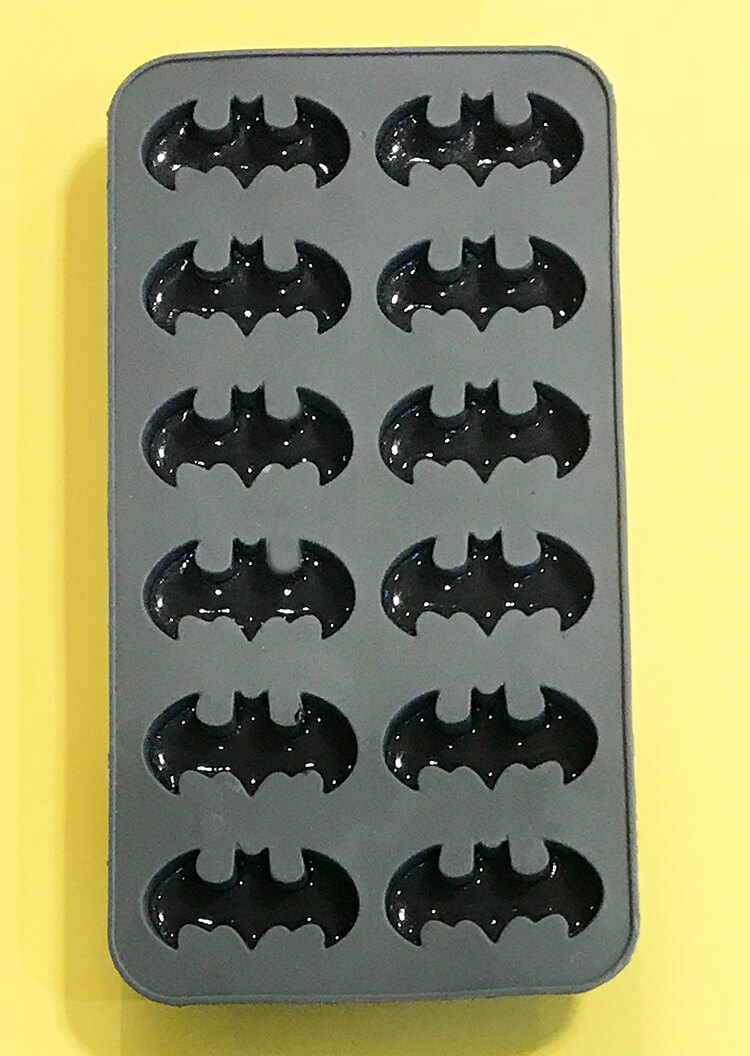 Batman soap dish : r/Pottery