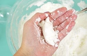 Easy Snowman Bath Bomb Recipe + Gift Idea - Happiness is Homemade