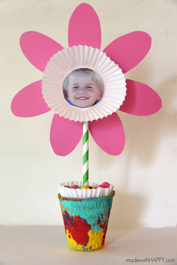 21 Mother's Day Craft Ideas Kids Can Make at Home