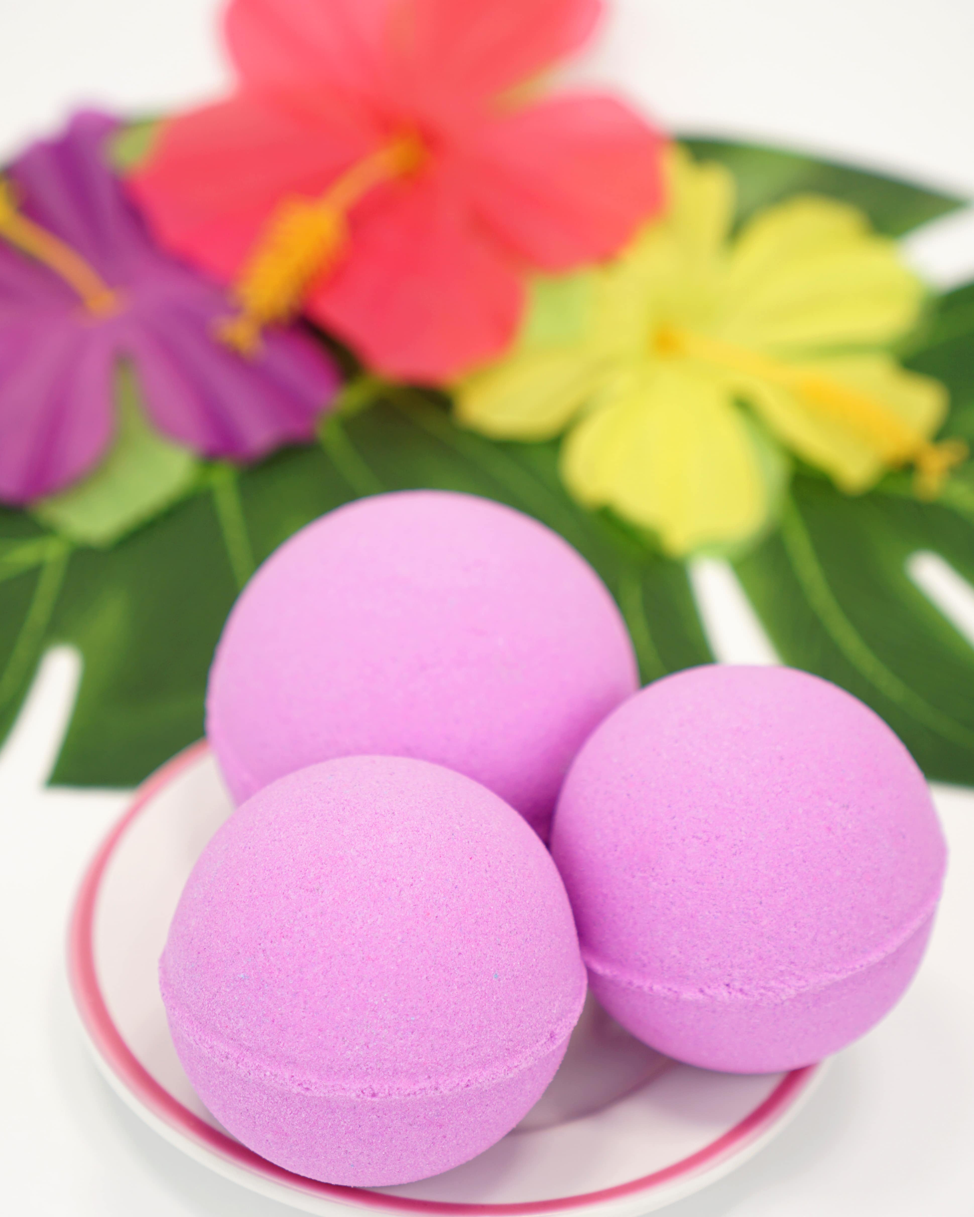 How to Make Bath Bombs - Happiness is Homemade