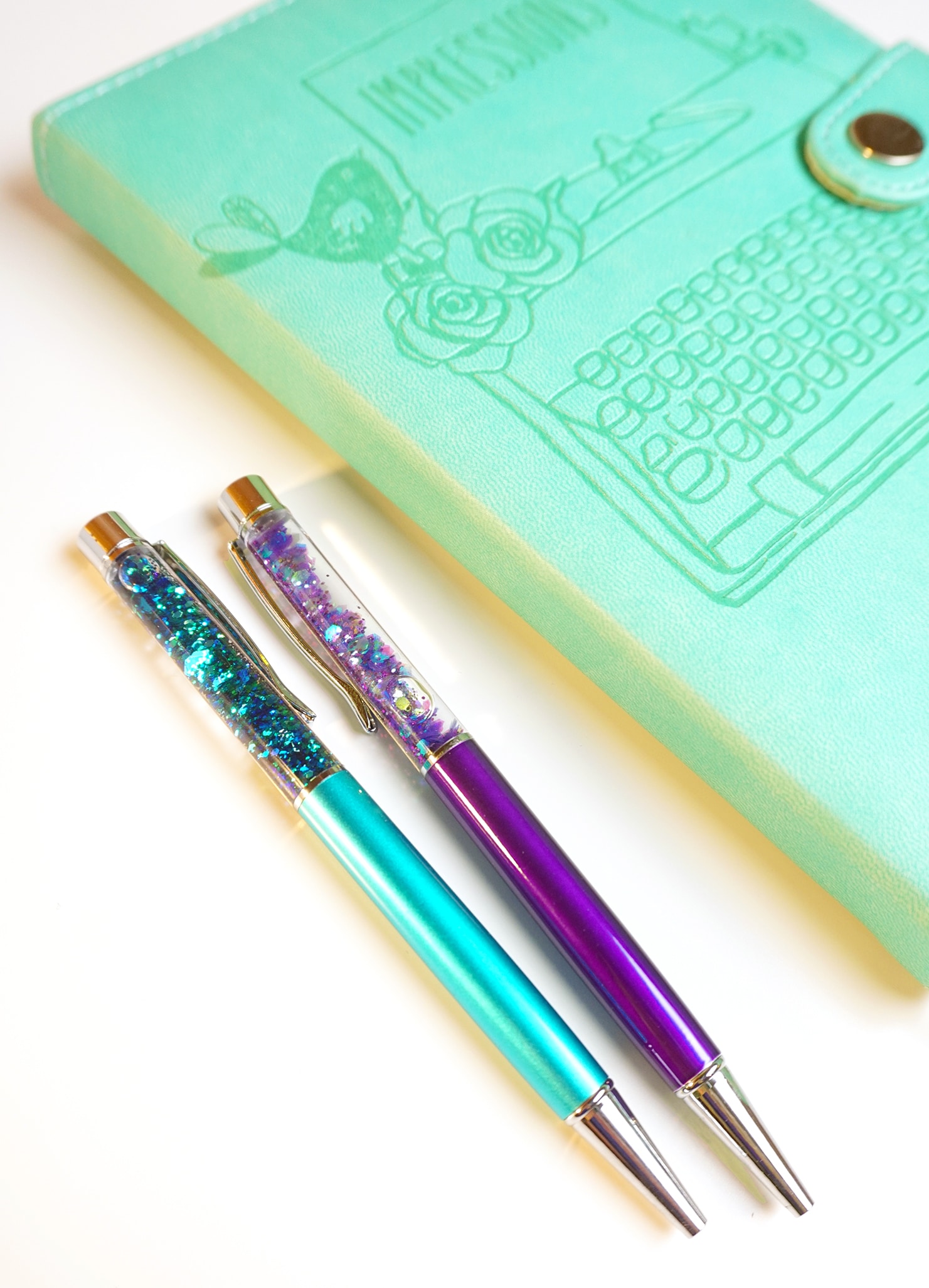 Crayon Glittered Pen  Pen diy, Glitter pens, Pen craft